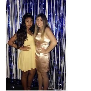 Meet your Posher, Hayley